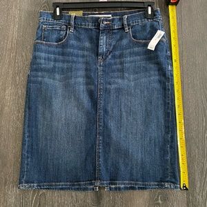 NWT Old Navy high waisted denim skirt